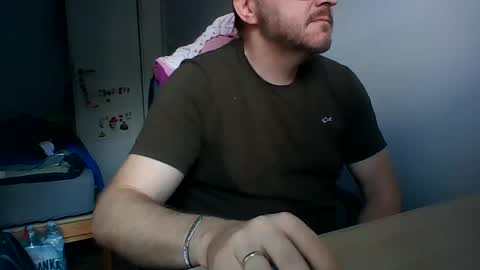 Snapshot of zenlem chatting on 06/06/26, 02:44 zenlem online show from 06/06/26, 02:44