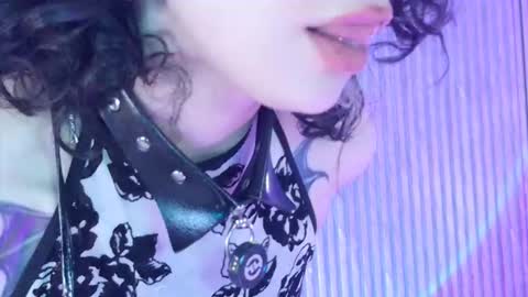    online show from 12/21/25, 02:57