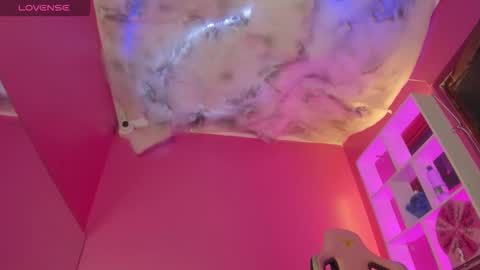 ZEPHYRA ANGELS online show from 11/15/25, 02:20