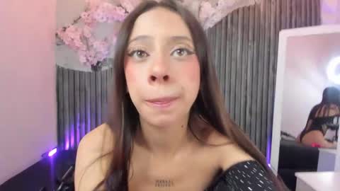 Snapshot of zephyra_bms chatting on 05/02/26, 03:44 SOFIA online show from 05/02/26, 03:44