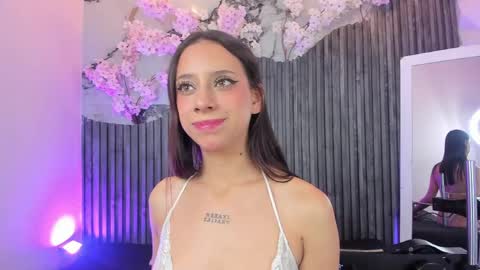 Snapshot of zephyra_bms chatting on 05/03/26, 03:01 SOFIA online show from 05/03/26, 03:01
