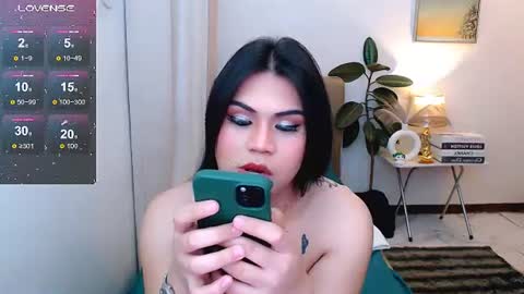 zephyraaaaa online show from 06/16/26, 03:58