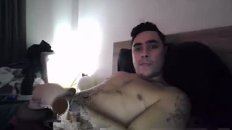 Snapshot of zerm1 chatting on 12/12/24, 08:57 zerm1 online show from 12/12/24, 08:57