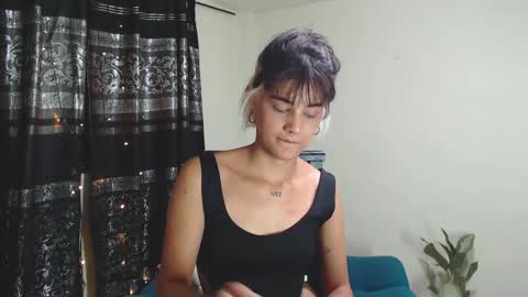 Snapshot of zero__o chatting on 02/19/25, 02:01 ZERO online show from 02/19/25, 02:01