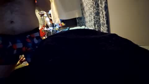 Snapshot of zeroandhero chatting on 04/01/26, 01:23 zero online show from 04/01/26, 01:23