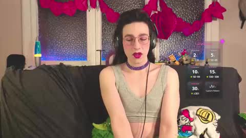 Snapshot of zesty_peach chatting on 03/03/26, 11:27 zesty_peach online show from 03/03/26, 11:27