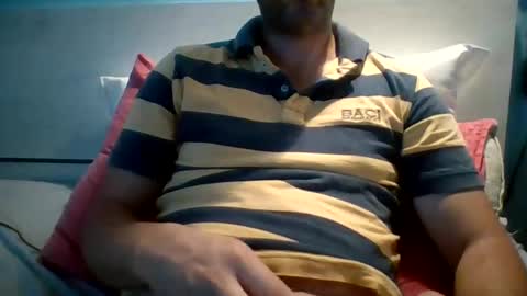 Snapshot of zeus00811 chatting on 09/11/25, 05:40 zeus online show from 09/11/25, 05:40