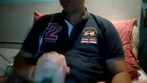 Snapshot of zeus00811 chatting on 09/13/25, 05:35 zeus online show from 09/13/25, 05:35