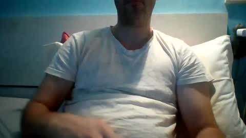 Snapshot of zeus00811 chatting on 09/28/25, 05:46 zeus online show from 09/28/25, 05:46