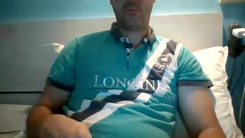 Snapshot of zeus00811 chatting on 10/03/25, 05:37 zeus online show from 10/03/25, 05:37