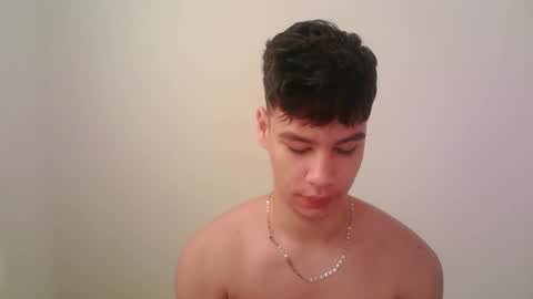 zeus_183 online show from 11/24/25, 12:49