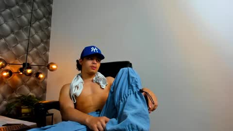 zeus online show from 12/06/24, 06:50