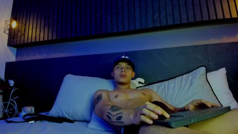 zeus online show from 02/06/25, 06:51