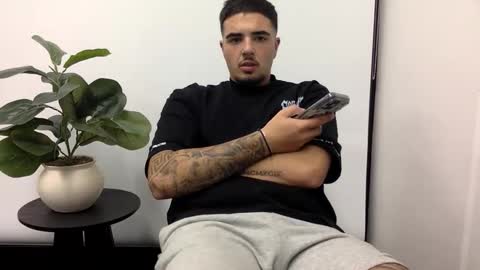 Snapshot of zeusprimal chatting on 04/02/26, 09:51 zeusprimal online show from 04/02/26, 09:51