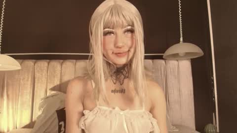 zhally_dee online show from 12/02/25, 07:31