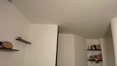 Snapshot of zhara_11 chatting on 11/11/25, 11:10 Zhara online show from 11/11/25, 11:10