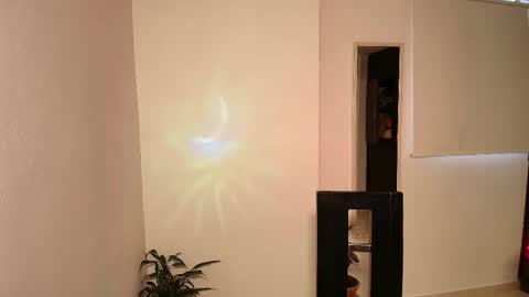 Snapshot of zhara_11 chatting on 11/13/25, 11:09 Zhara online show from 11/13/25, 11:09