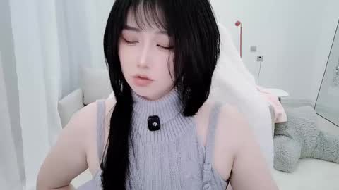 Snapshot of zhen0 chatting on 01/13/26, 12:49 zhen online show from 01/13/26, 12:49