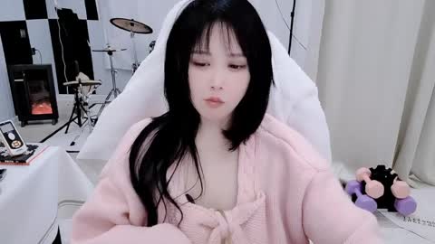 Snapshot of zhen0 chatting on 04/03/26, 03:48 zhen online show from 04/03/26, 03:48