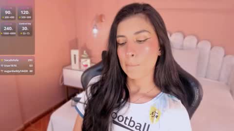 Snapshot of zia_cooper chatting on 11/27/25, 07:05 ZIA online show from 11/27/25, 07:05