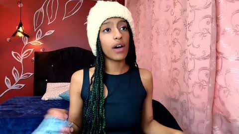 Snapshot of zia_green chatting on 01/15/25, 03:29 Zia Green online show from 01/15/25, 03:29