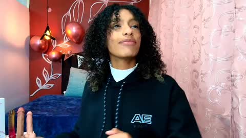 Snapshot of zia_green chatting on 01/24/25, 12:10 Zia Green online show from 01/24/25, 12:10