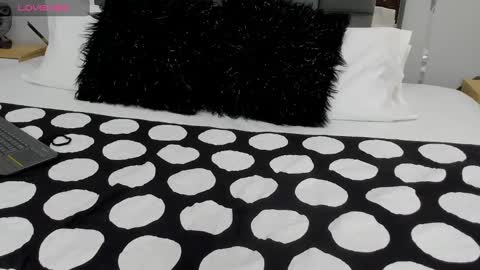 zia online show from 01/31/25, 10:52