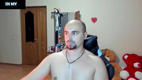 Snapshot of ziesh chatting on 10/12/25, 03:00 Ziesh online show from 10/12/25, 03:00