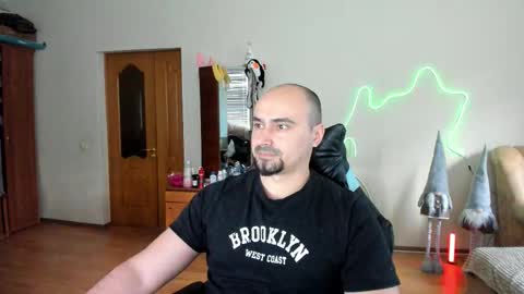 Snapshot of ziesh chatting on 03/07/26, 02:03 Ziesh online show from 03/07/26, 02:03