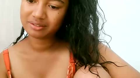 elly online show from 05/06/26, 05:57