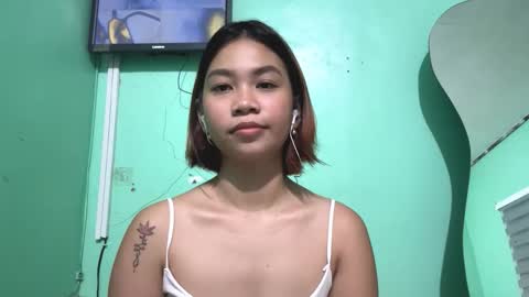 Mia online show from 12/17/25, 02:12