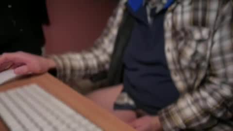 Snapshot of ziotano_98 chatting on 12/09/24, 07:18 Mauro online show from 12/09/24, 07:18