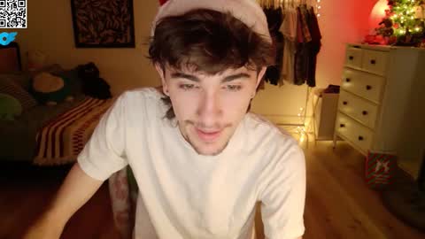 Snapshot of zipdown_ chatting on 12/22/25, 03:03 zipdown online show from 12/22/25, 03:03