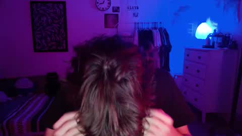 Snapshot of zipdown_ chatting on 02/16/26, 05:14 zipdown online show from 02/16/26, 05:14