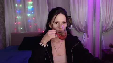 Snapshot of zlatagoddess chatting on 01/18/26, 06:01 Zlata online show from 01/18/26, 06:01