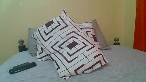 Zlatann2012 online show from 12/03/25, 06:10