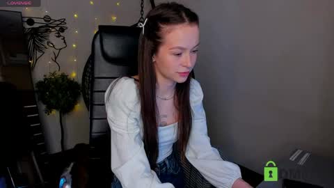 Snapshot of zoay_zoay chatting on 05/14/26, 03:41 Zoay online show from 05/14/26, 03:41