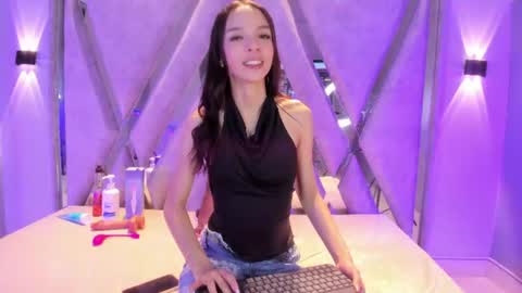 Zoe online show from 06/26/26, 04:06