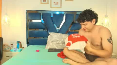 Zoe and dylan  online show from 11/27/25, 12:18