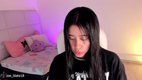 Zoe online show from 12/15/24, 02:59