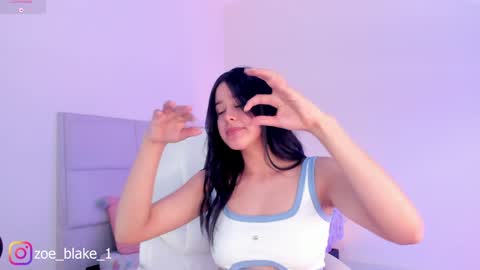 Zoe online show from 01/07/25, 07:49