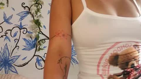 Snapshot of zoe_ch_ chatting on 02/26/26, 02:10 zoe_ch_ online show from 02/26/26, 02:10