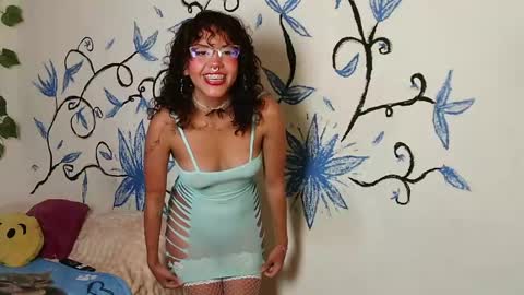 zoe_ch_ online show from 04/30/26, 09:19