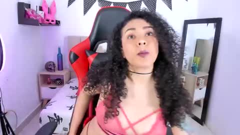 Zoe Gruber online show from 12/12/24, 11:36