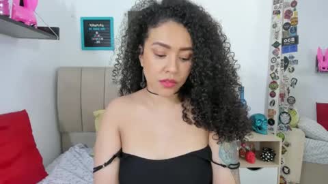 Zoe Gruber online show from 02/08/25, 04:25