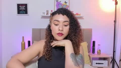 Zoe Gruber online show from 11/14/25, 01:15