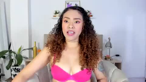 Zoe Gruber online show from 02/04/26, 11:53