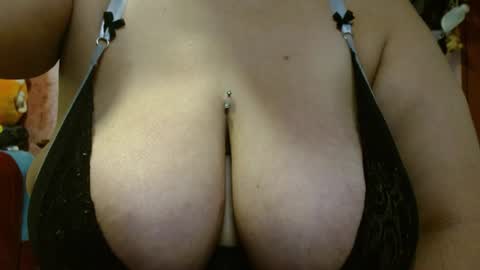 Snapshot of zoe_hotxxx chatting on 07/03/26, 02:01 zoe hotxxx online show from 07/03/26, 02:01