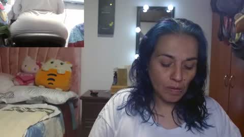 Snapshot of zoe_hotxxx chatting on 07/13/26, 12:13 zoe hotxxx online show from 07/13/26, 12:13
