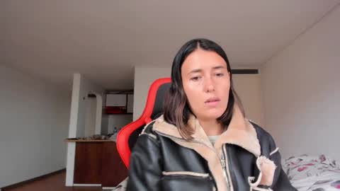 ZOE online show from 02/03/25, 10:32